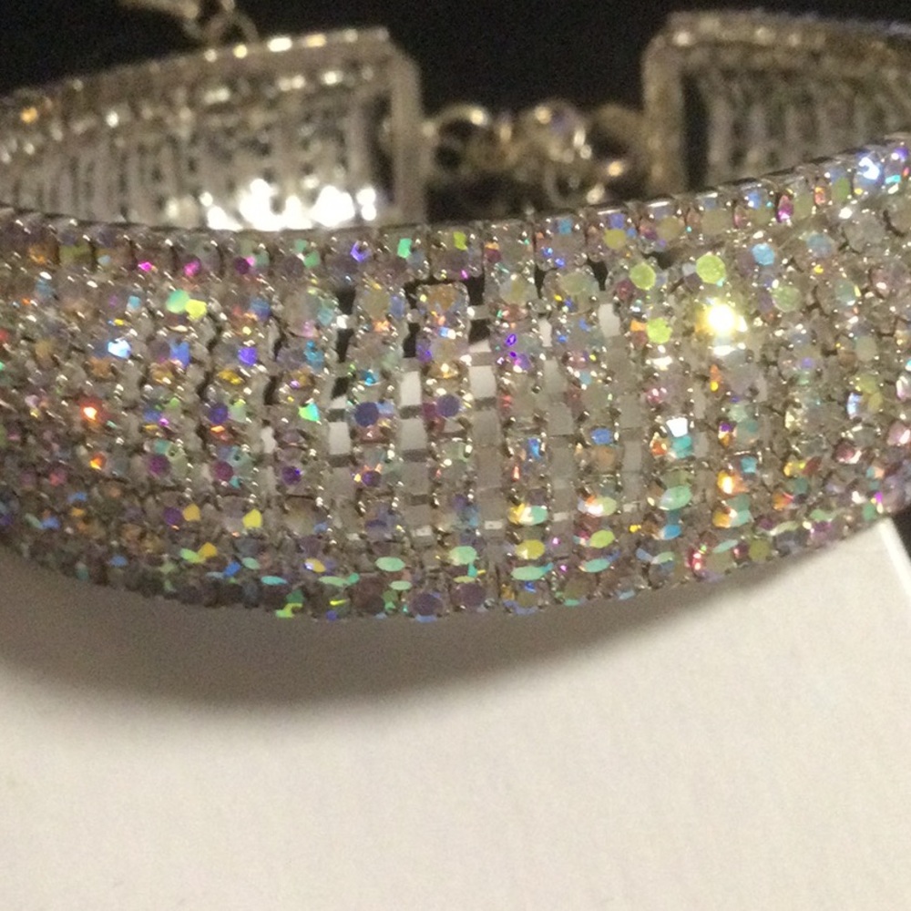 Sparkling Rhinestone Bracelet - Picture 4 of 8